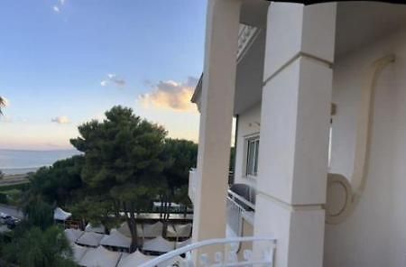 Club Hotel Kennedy Roccella Ionica Exterior foto